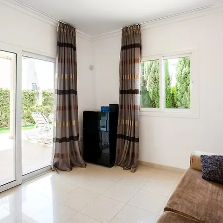 Los Corales Townhouse 美洲海滩